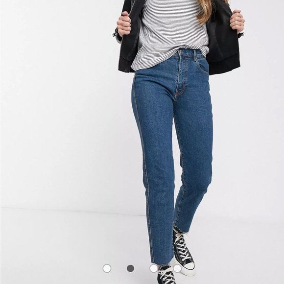 Pull&Bear slim mom jean in blue - Picture 4 of 4